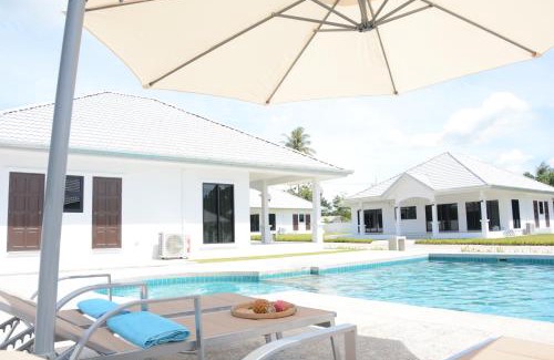 Huai Yang Resort | Beachfront Mango Beach Resort Thailand: Family-Friendly Retreat