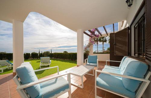 Mar de Pulpi Apartment | Discover Mango: Oceanfront Retreat with Pool & Hot Tub