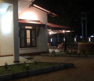 Padavi Sri Pura Bed & Breakfast | Mango Hacienda