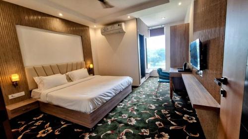 Bhopal Hotel | Mango Retreat