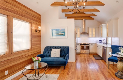 Old Town Apartment | Pet-Friendly Mango Tree Key West Cottage - Guest Rated 10/10