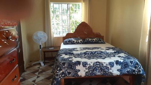 Treasure Beach Villa | Discover Mango Tree Oasis: Pet & Child Friendly Retreat