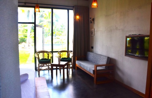 Aturuwella Hotel | Experience Mango Tree Villa Bentota: Ocean View & Pool