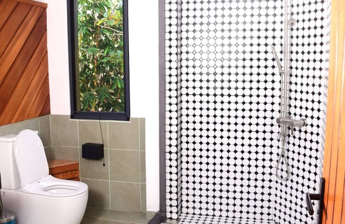 Aturuwella Hotel | Experience Mango Tree Villa Bentota: Ocean View & Pool