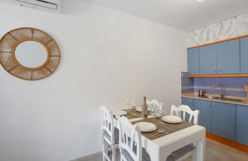 Lomo Quiebre Apartment | Stylish Mangueros Suite 18 in Puerto de Mogán
