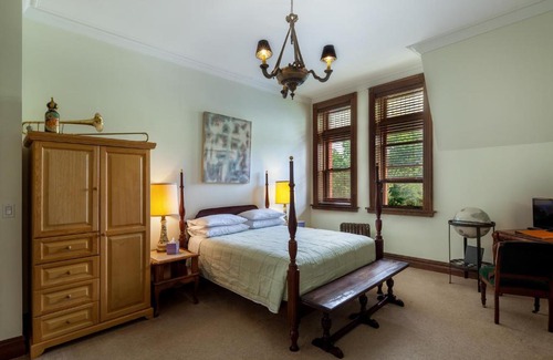 Central Park North House | Top-Rated Manhattan Guest Suites for Unforgettable Stays