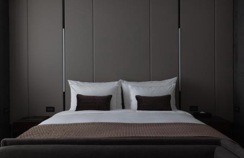 Central District Hotel | Unforgettable Stays at Manho Hotel - Rated 10/10 by Guests