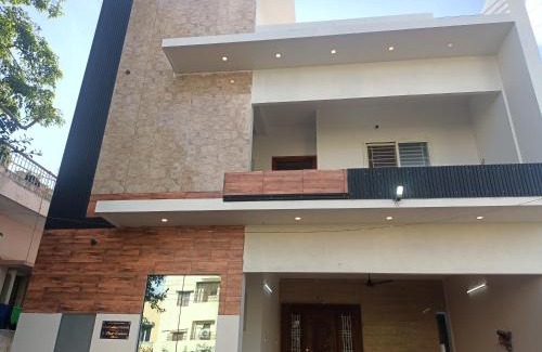 Tiruvannamalai Apartment | Kid-Friendly Getaway at Mani Kasthuri Illam - Rated 9.3