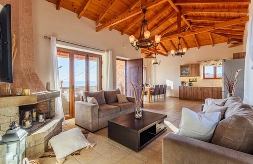 Lefktron Villa | Mani Panoramic Views - Private Retreat with Oceanfront Bliss