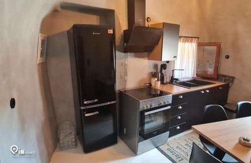 East Mani House | Experience Mani Tu with Breathtaking Views for Families