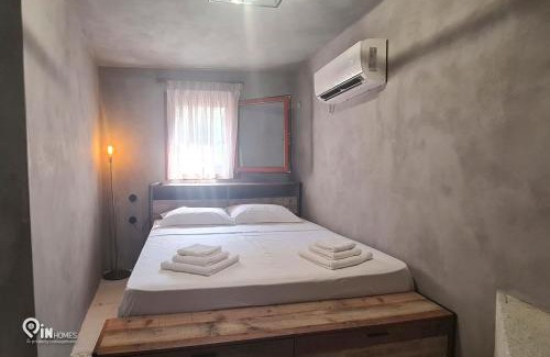 East Mani House | Experience Mani Tu with Breathtaking Views for Families