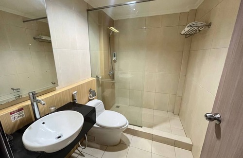 Ambon Hotel | Exceptional Manise Hotel Ambon: Ocean View & Spa Retreat
