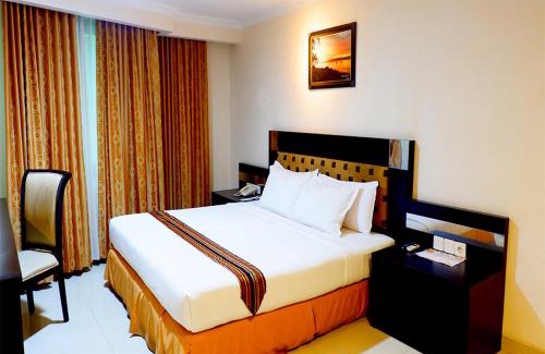 Ambon Hotel | Budget-Friendly Stay at Manise Hotel with Family Amenities