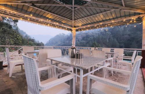 Narendranagar Resort | Discover Manjari Resort: Family-Friendly Retreat Awaits