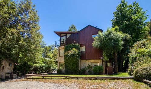 San Martin de los Andes Apartment | Cozy Manke Apart & Suites with Oceanfront Views and Spa