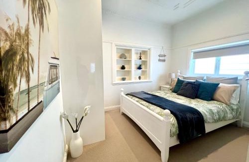 Manly Apartment | Ideal Family Retreat at Manly Beach with Free Parking