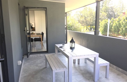 Manly House | Immaculate Manly 3 Bedroom Home with Oceanfront Views