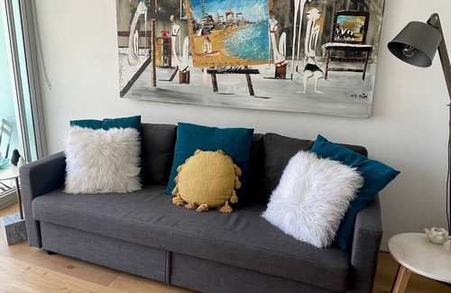 Manly Apartment | Seaside Escape at Manly with Ocean View and Pool Access