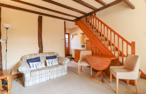 Grassington Cottage | Welcoming Manna Cottage: Family-Friendly with Breakfast