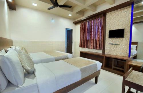 Mysore Hotel | Family-Friendly Mannars Deluxe Lodge with Great Reviews