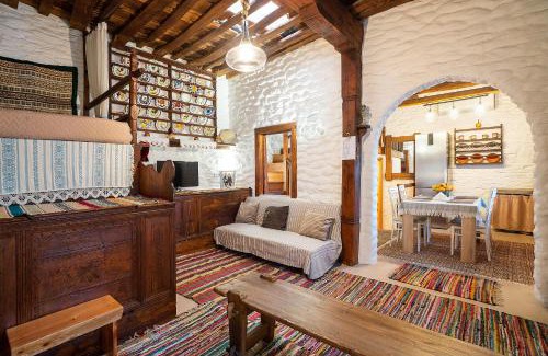 Embonas House | Pet-Friendly Retreat at Mannas House - Rated 10/10