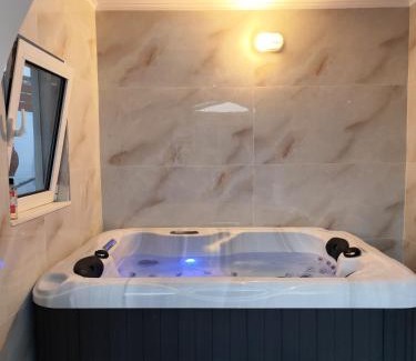 Embonas House | Discover Mannashouse: Guest Rated 9.5, Pet and Child Friendly