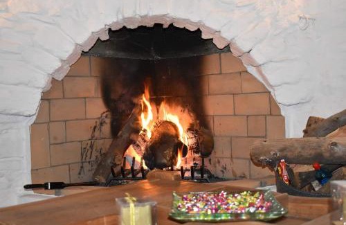 Embonas House | Discover Mannashouse: Guest Rated 9.5, Pet and Child Friendly