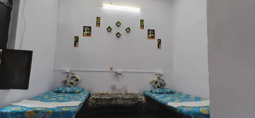 Civil Lines House | Budget-Friendly Mannat Rooms: Child-Friendly Comfort Awaits