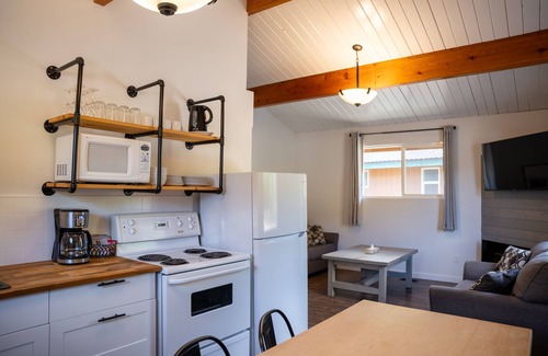 Okanagan-Similkameen Hotel | Discover Manning Park Resort: Family-Friendly Getaway