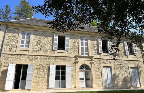 Aubas House | Idyllic Manor with Pool Near Montignac - 10/10 Rating