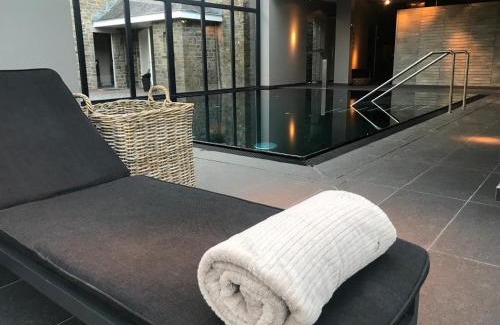 Creppe Hotel | Elegant Manoir de Lébioles: Pet-Friendly Spa Retreat