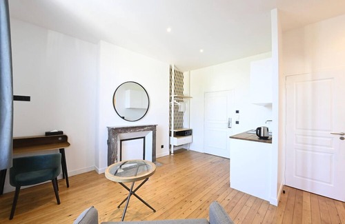Lisieux Apartment | Explore Manoir de l'Eveche: Ocean View & Spa Retreat