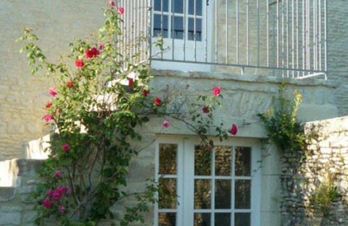Gefosse-Fontenay Bed & Breakfast | Discover the MANOIR de la RIVIERE with Oceanfront Views