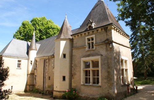 Cheille Bed & Breakfast | Experience Manoir de la Touche: Oceanfront Bliss Awaits