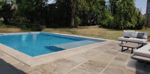 Rully House | Experience Unforgettable Stays at Manoir de Puyval