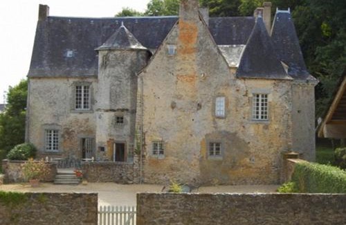 Laval House | Serene Getaway at Manoir de Rouessé with Pool Access