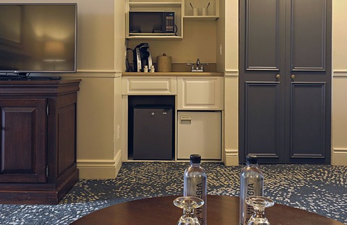 Orford Hotel | Discover Manoir des Sables Hôtel & Golf with Premier Amenities