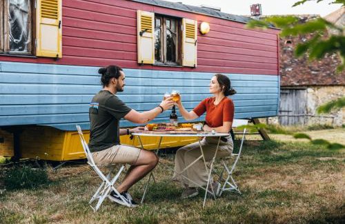 Margon House | Experience Manoir du Bois Joly with Ocean View Amenities