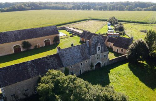 Margon House | Vintage Roulotte at Manoir du Bois Joly with Ocean View