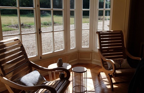 Les Baux-Sainte-Croix House | Discover Manoir du Chambellan: Guest Rated 9.6/10 & Breakfast