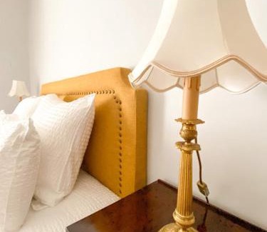 Mirepoix House | Elegant Manoir & Apartments with Pool in Mirepoix