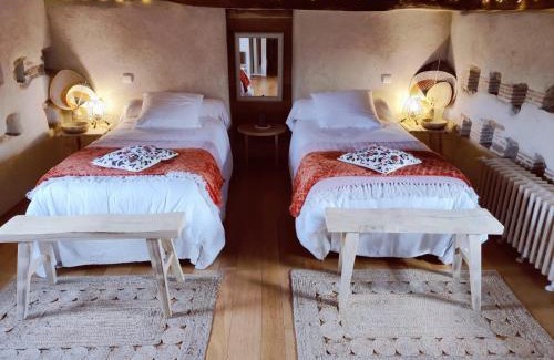 Guichen Bed & Breakfast | Exceptional Manoir le Courtillon: Family-Friendly Escape