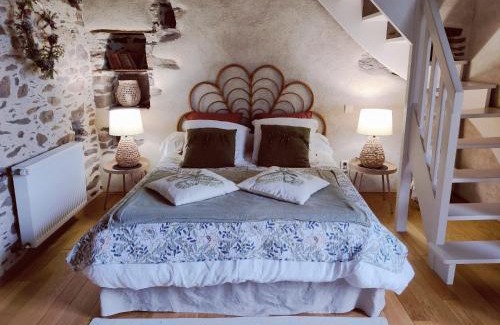 Guichen Bed & Breakfast | Exceptional Manoir le Courtillon: Family-Friendly Escape