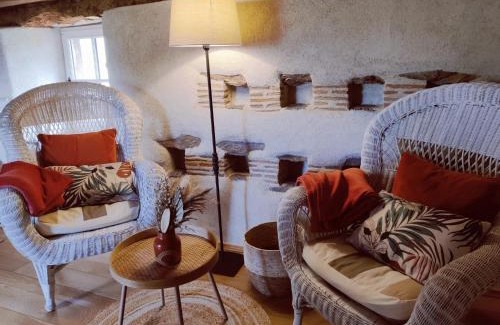 Guichen Bed & Breakfast | Exceptional Manoir le Courtillon: Family-Friendly Escape
