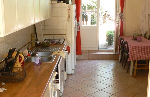 La Chapelle-sur-Erdre House | Experience MANOIR by the Erdre River: Guest Rated 9.8