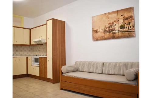 Merichas Apartment | Manolika Studio 3: Oceanfront Retreat for Family Getaways