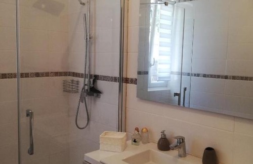 Biganos House | Family-Friendly Getaway at Manon - Guest Rated 9.2