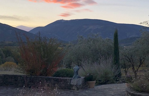 Faucon House | Manon, Provencal farmhouse, swimming pool and opposite Ventoux.