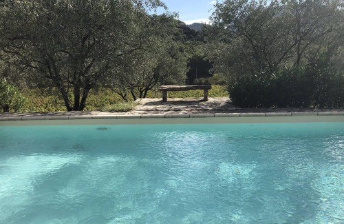 Faucon House | Manon, Provencal farmhouse, swimming pool and opposite Ventoux.