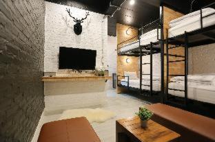 Mae Kon House | Discover Manonnee: Rated 8.4/10 with Family-Friendly Amenities